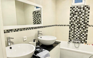 Appartement à louer 3 pièces 55 m²