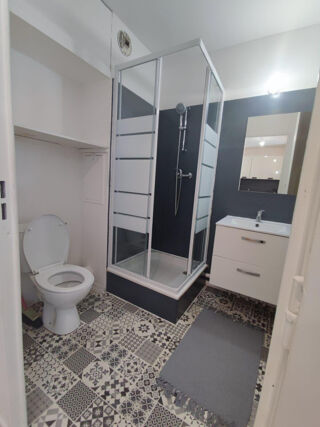  Appartement à louer 1 pièce 32 m²
