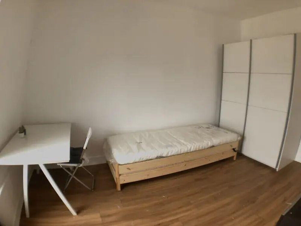 Location Appartement Studio très lumineux, vue dégagée Clichy