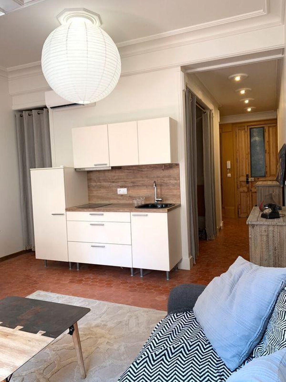 Location Appartement Magnifique T2 39m² meublé ambiance loft Montpellier