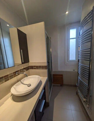  Appartement à louer 2 pièces 49 m²