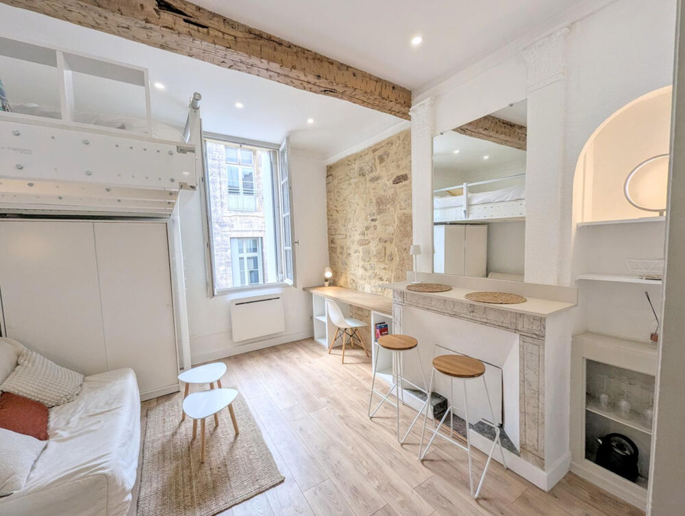 Location Appartement Très beau Studio meublé dans l'Ecusson Montpellier
