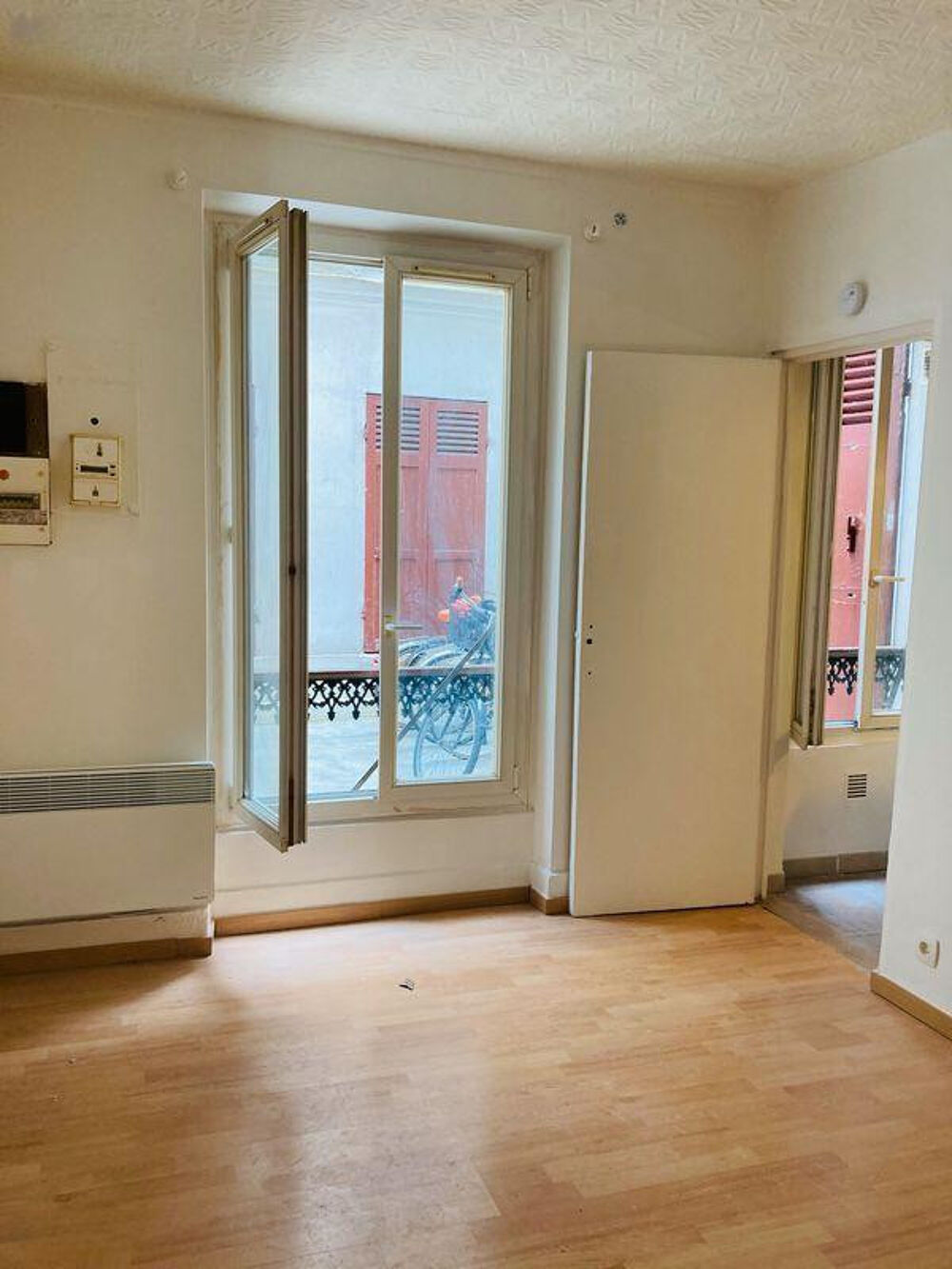 Location Appartement Appartement, 28m², 966€ - Paris Paris 18