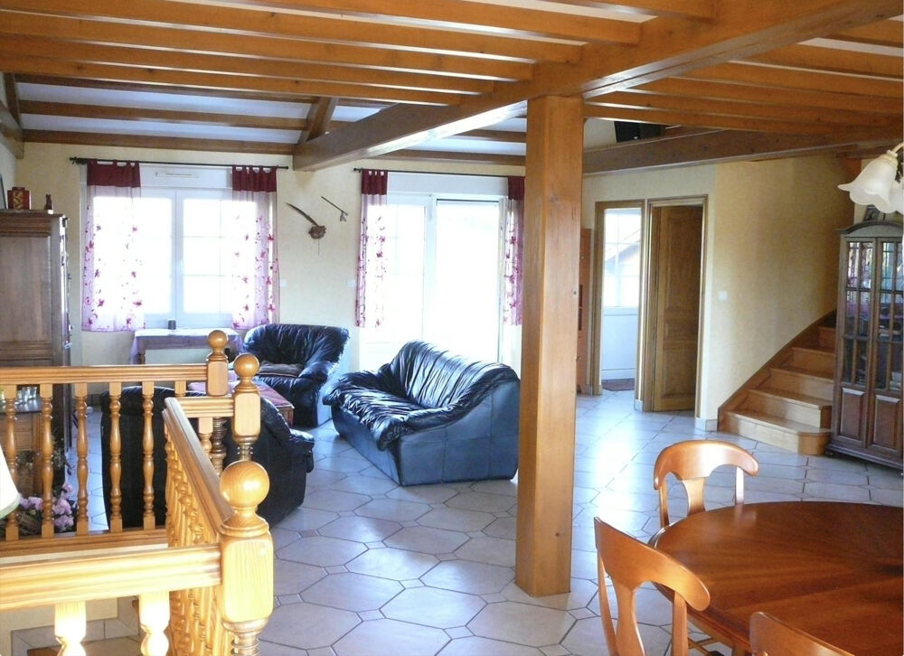Location Maison Maison en pierre Jonzieux