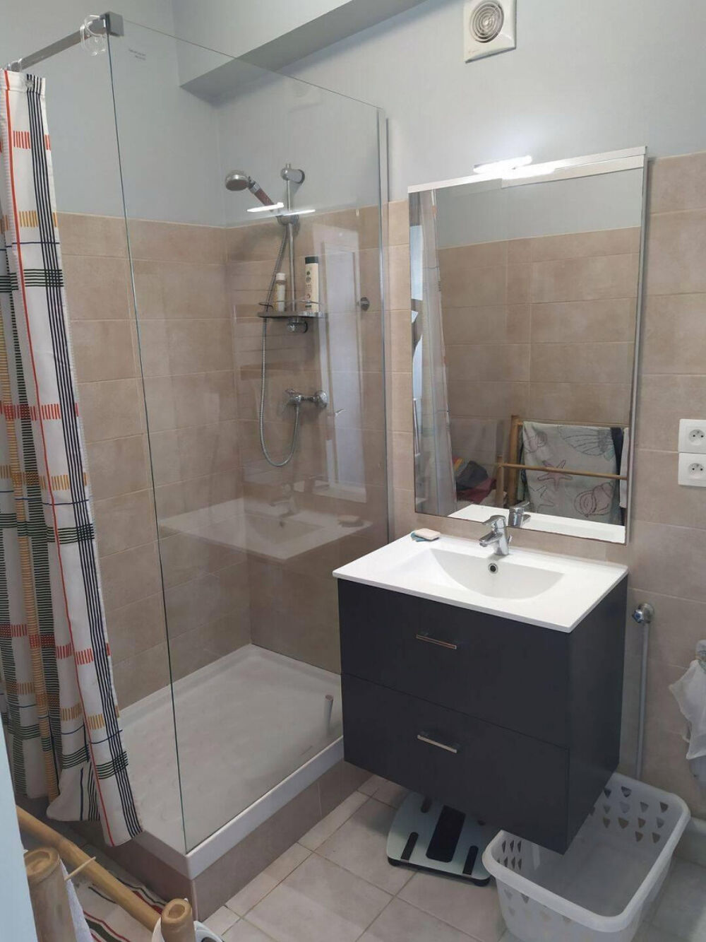 Location Appartement Beau T2 meublé 61m²  vue mer Corniche Brest