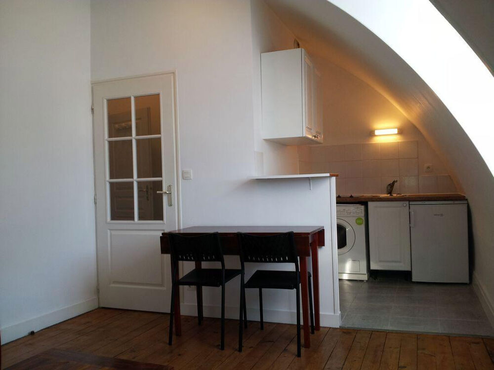 Location Appartement Joli T2 35m² gare château Angers