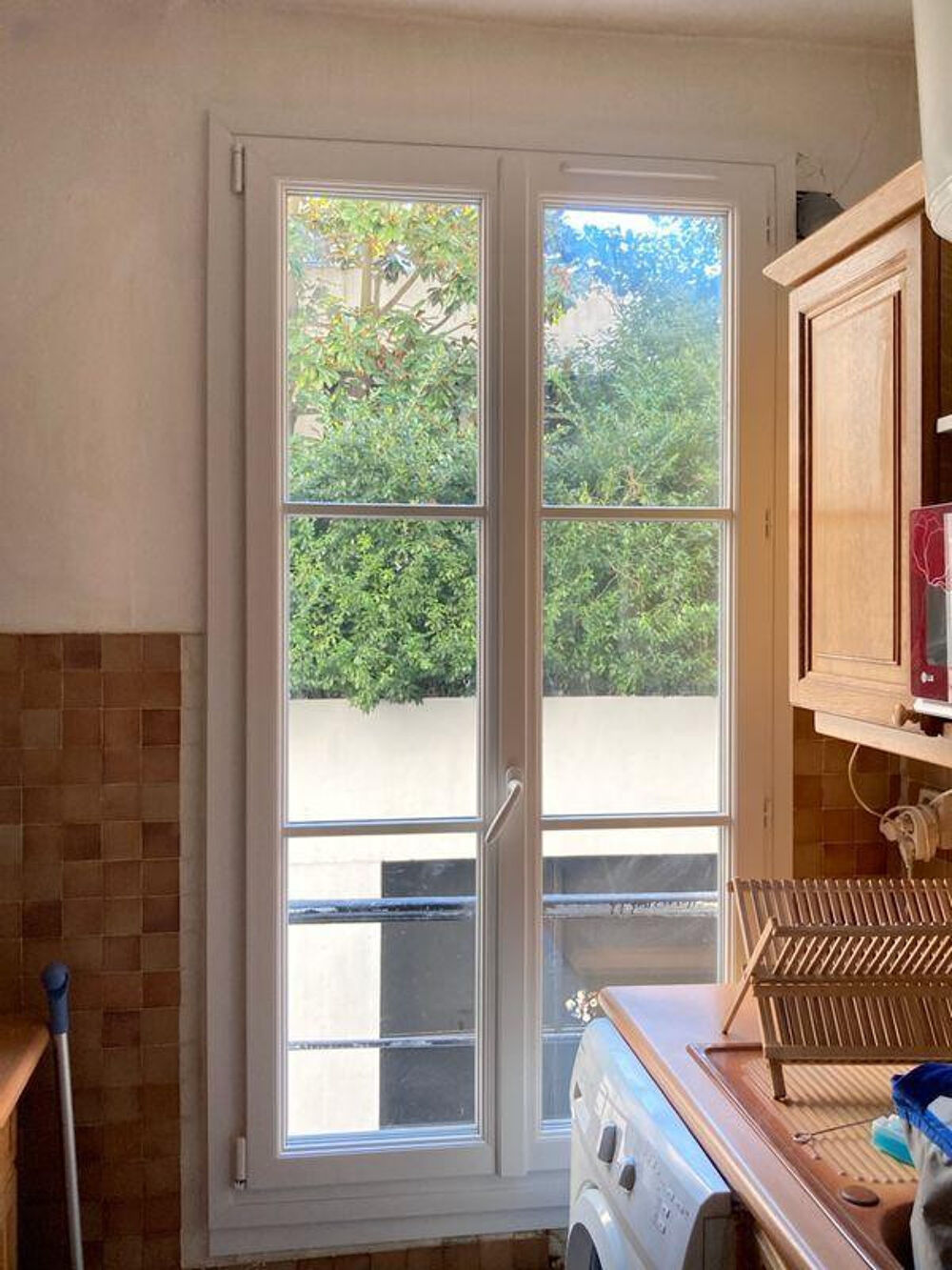 Location Appartement Joli studio meublé, lumineux et calme proche Gare Paris 12