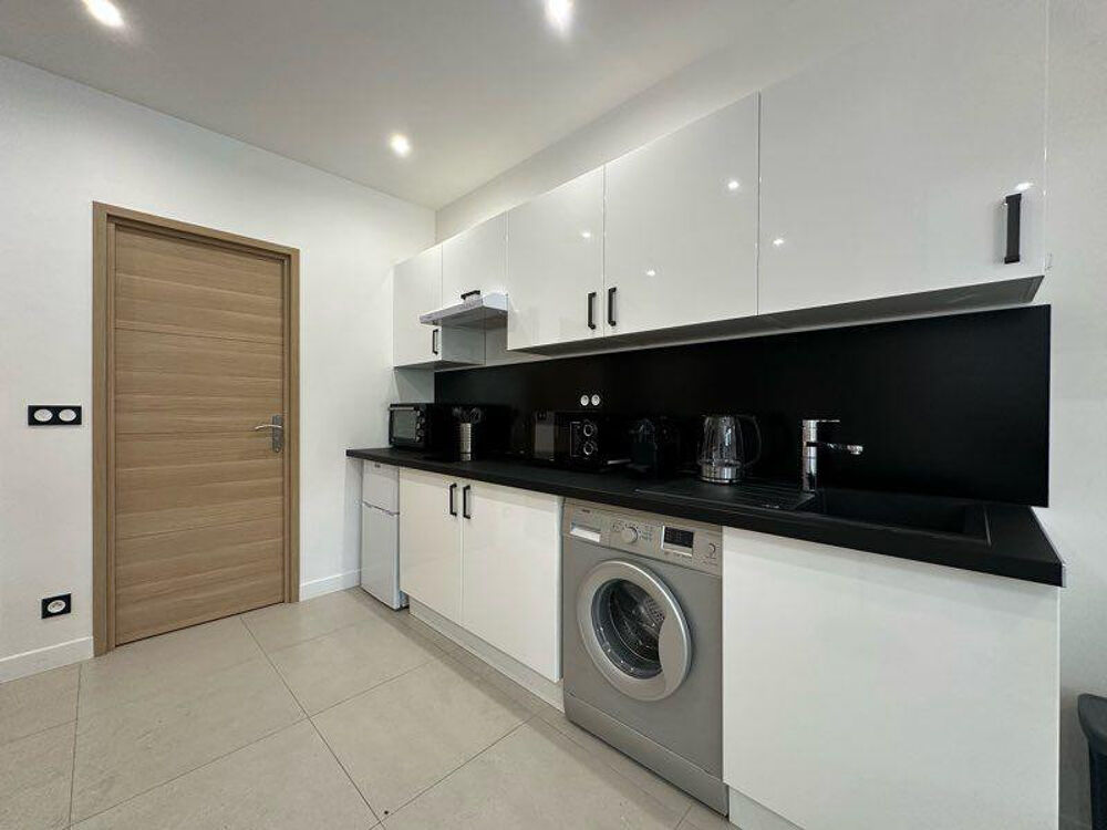 Location Appartement Studio à louer Nice 33 m2 en excellent état Nice