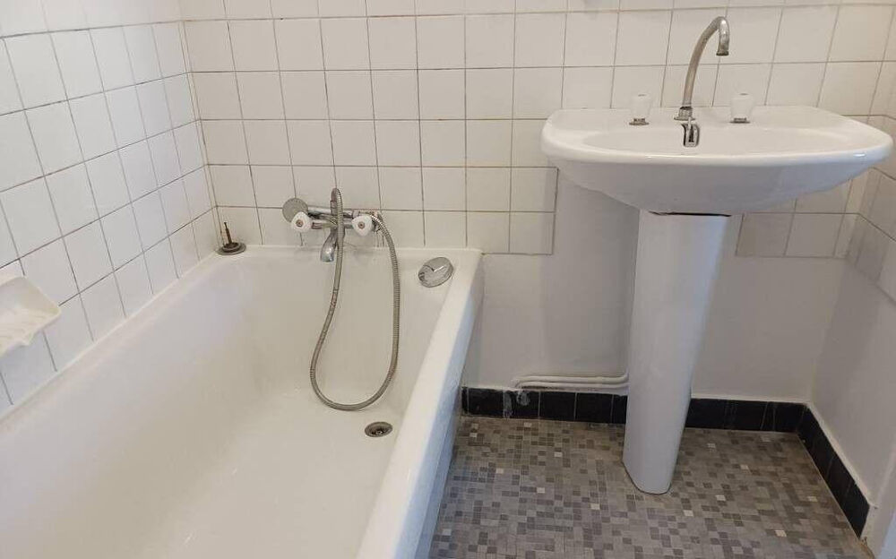 Location Appartement Beau 2P 42m² rénové avec jardinet Nantes