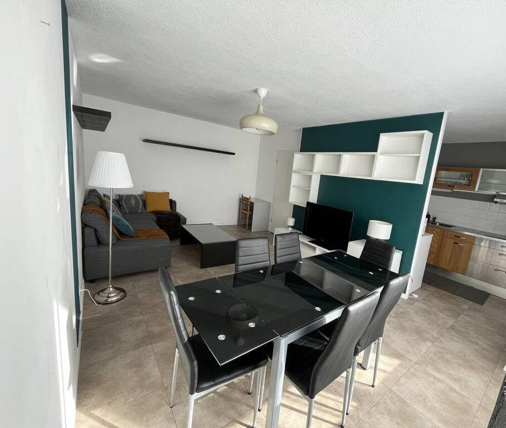 Location Appartement Chambre dispo dans belle coloc 65m² avec parking Rennes
