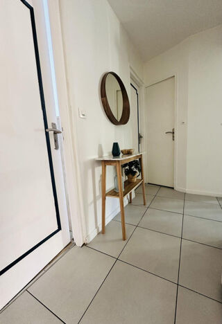  Appartement à louer 3 pièces 56 m²