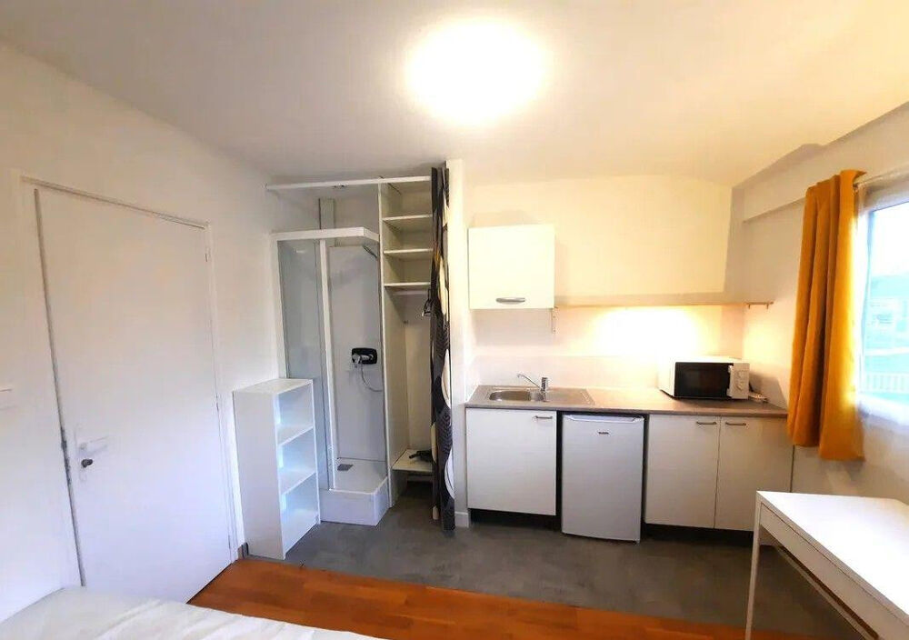 Location Appartement Chambre lumineuse dans belle maison en coloc Angers