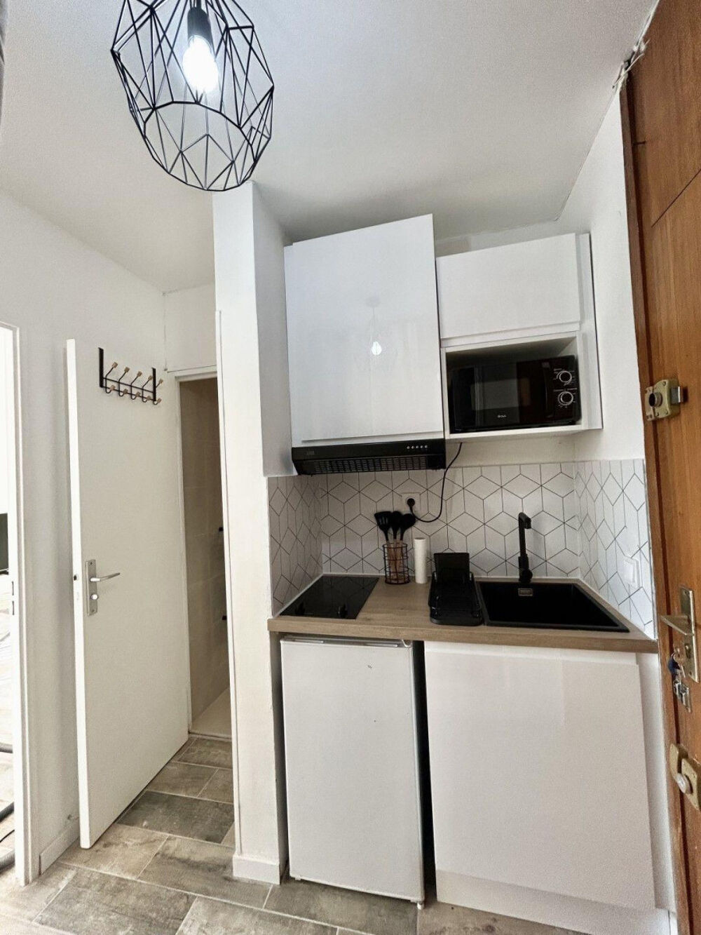 Location Appartement Beau studio meublé 25m² en bail mobilité Marseille 10