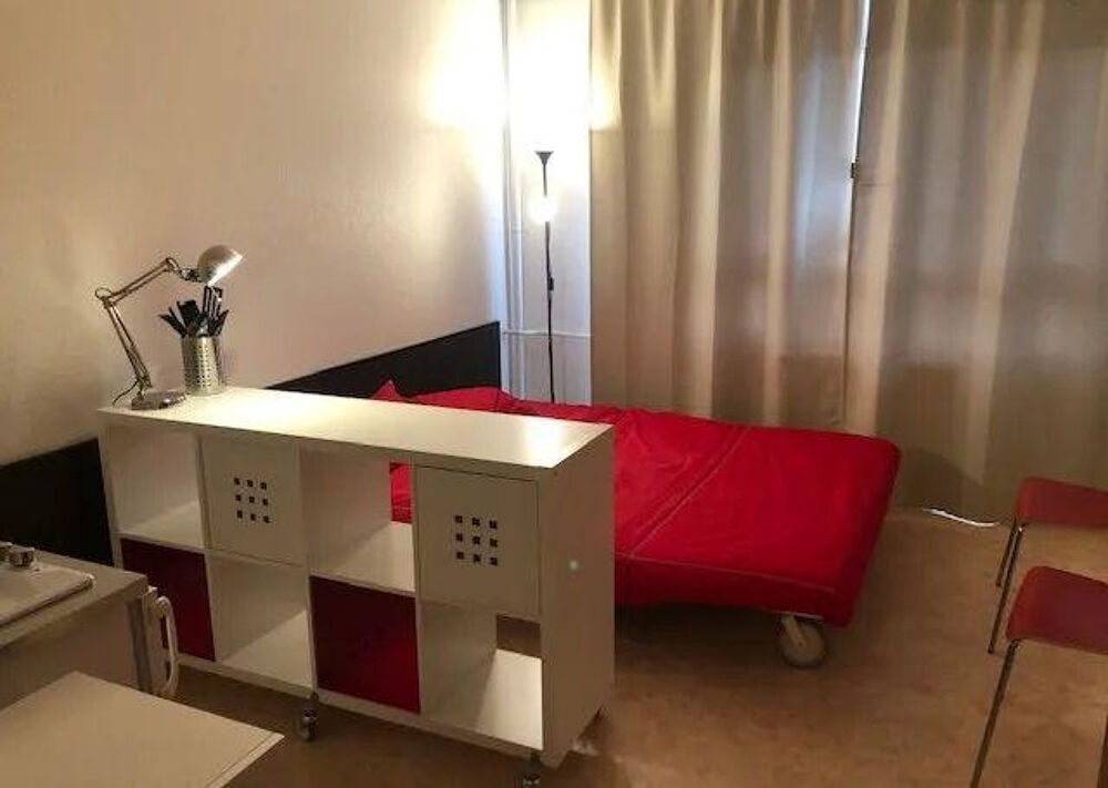 Location Appartement Beau studio meublé 17 m² lumineux vue dégagée Strasbourg