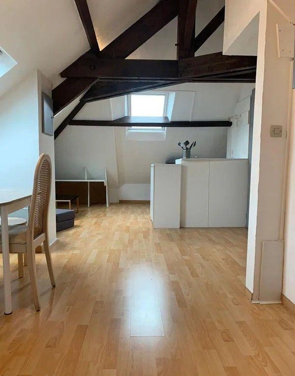 Location Appartement Beau studio meublé 20m² (39m² au sol) Nantes