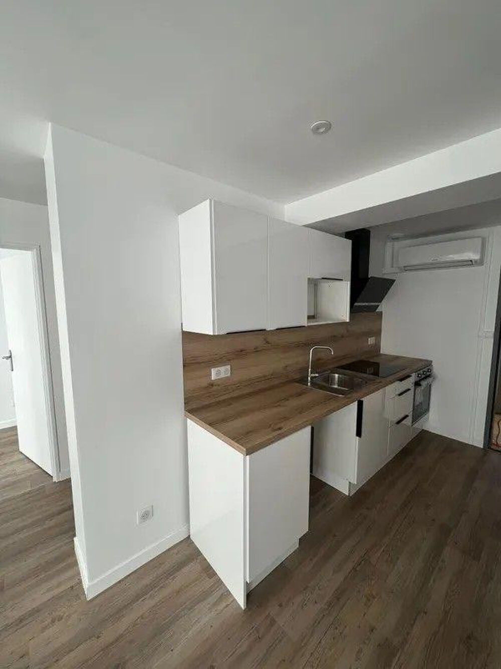 Location Appartement Beau 2 pièces 40m² meublé et neuf climatisé Saint-Étienne