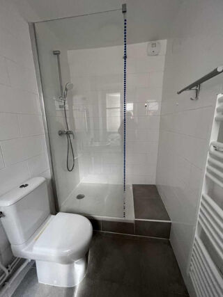  Appartement à louer 2 pièces 33 m²
