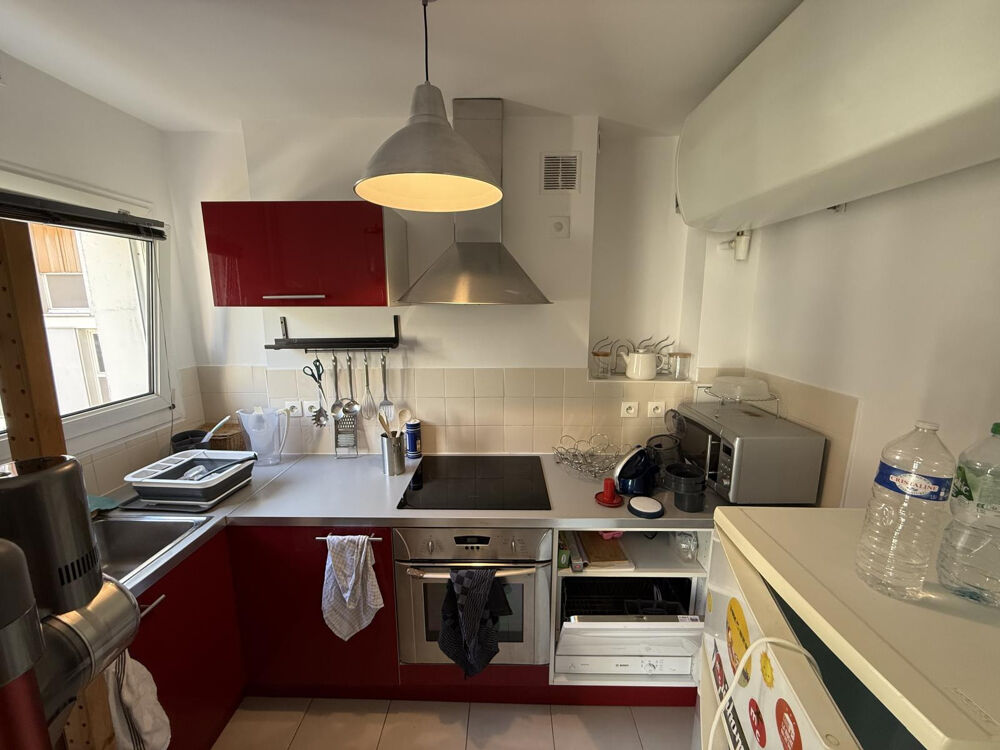 Location Appartement Appartement traversant lumineux équipé + service Paris 19