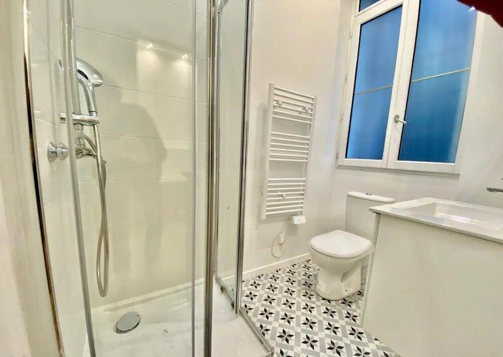 Location Appartement Beau studio meublé 18m² refait à neuf Bordeaux