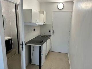  Appartement à louer 1 pièce 14 m²