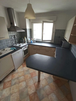  Appartement à louer 5 pièces 73 m²