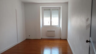  Maison à louer 5 pièces 127 m²