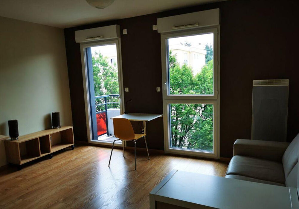 Location Appartement T1 BIS de 27 m2 Bd Jules Verne Nantes