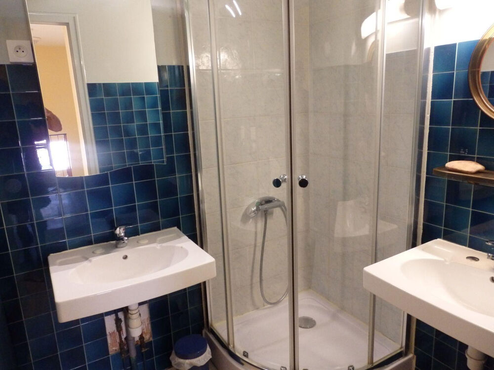 Location Appartement Chambre à l'étage d'une maison jouxtant le parc Rennes