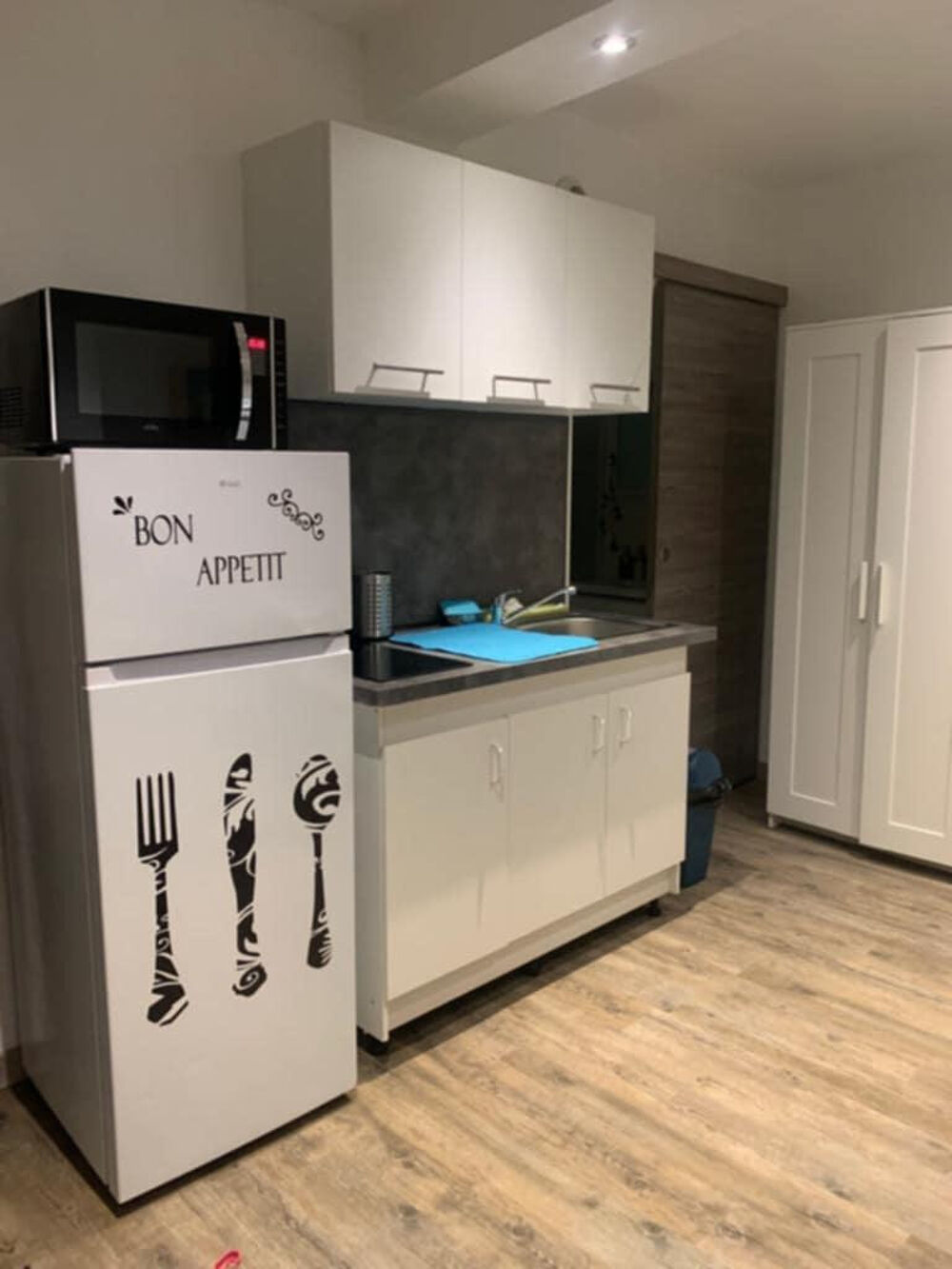Location Appartement Studio meublé 24m2 Avignon