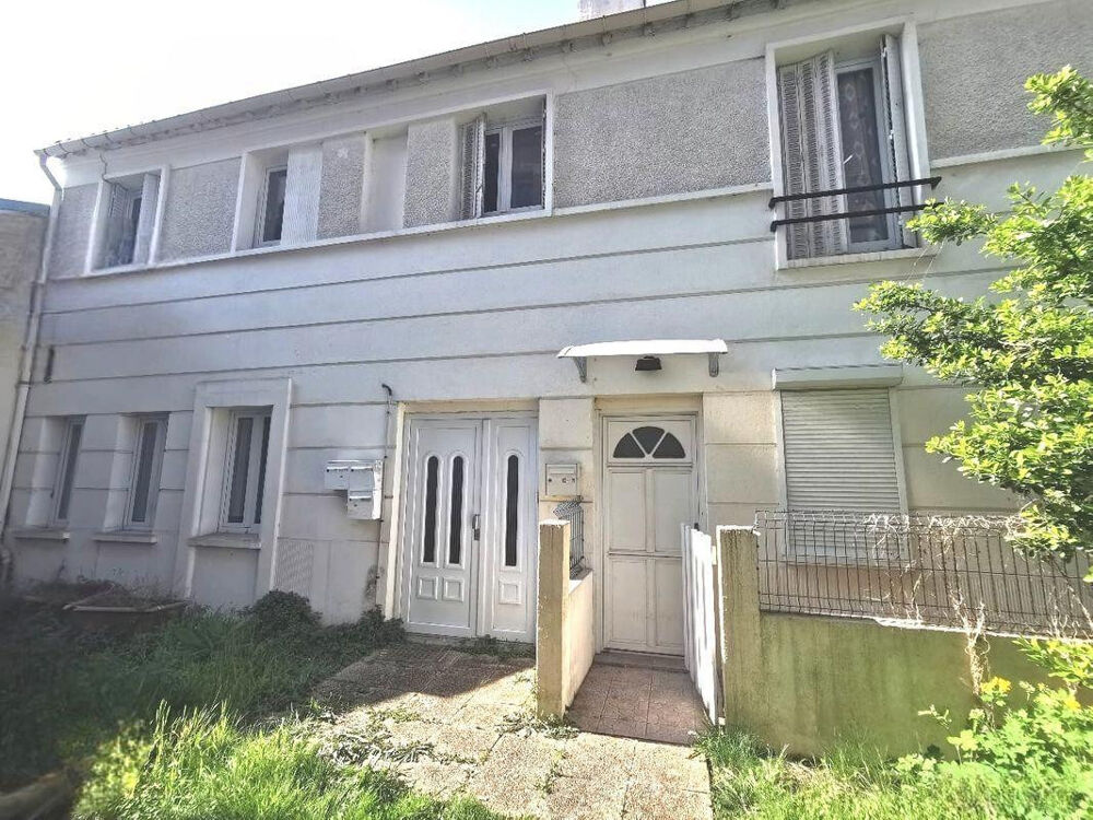 Location Appartement Studio à louer Créteil Église proche métro Créteil