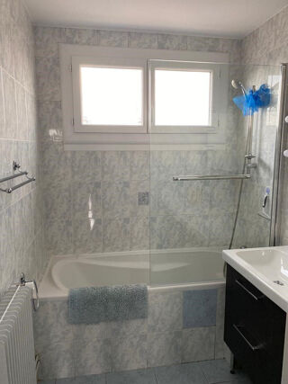  Appartement à louer 1 pièce 65 m²