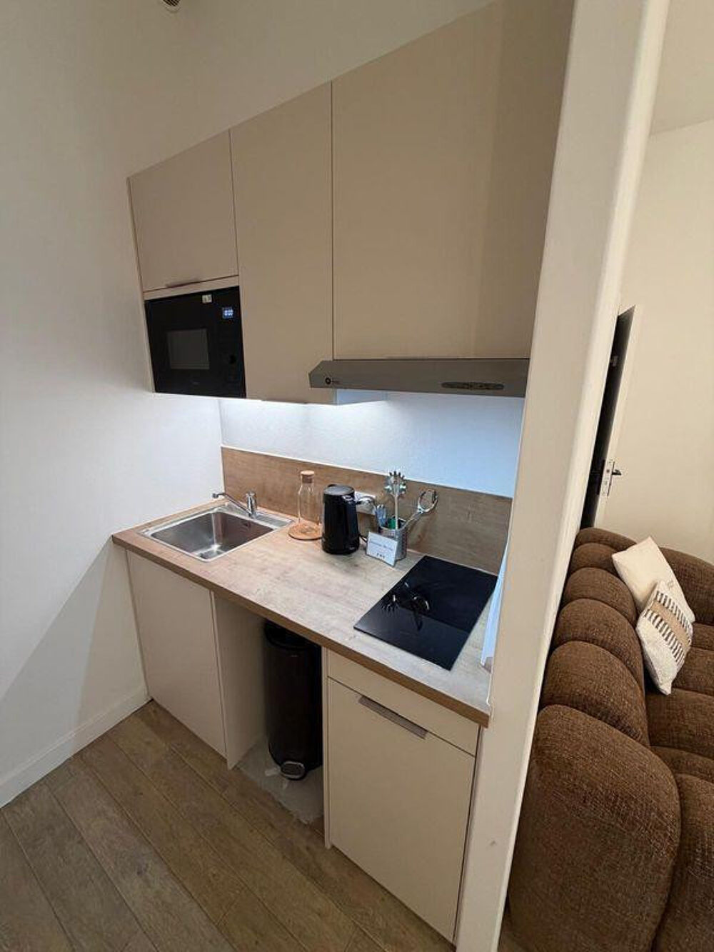Location Appartement Studio meublé entièrement rénové – 27 m² Bordeaux