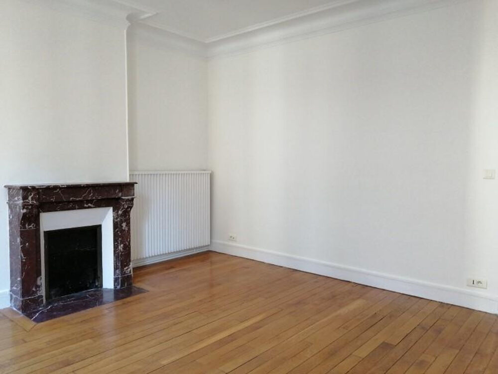 Location Appartement Grand 2 pièces à Paris 14è Paris 14