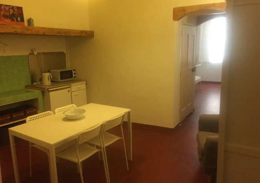 Location Appartement Beau T1 meublé centre historique Aix-en-provence