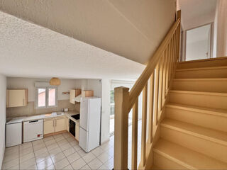  Appartement à louer 3 pièces 52 m²