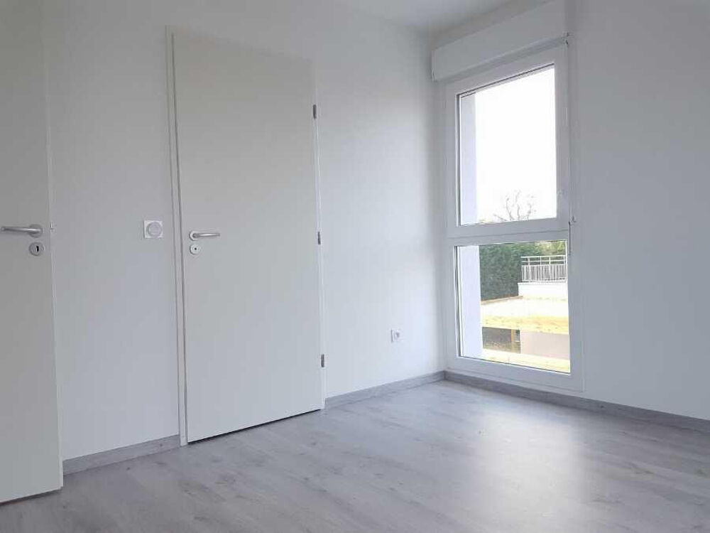 Location Appartement Location à Lille, T2 balcon et baignoire Lille