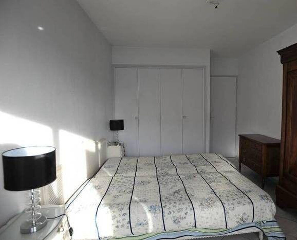 Location Appartement Beau 2P meublé 44m² avec loggias Marseille 10