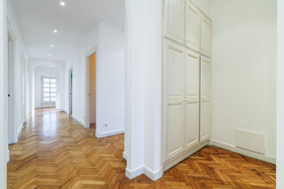  Appartement � vendre 6 pi�ces  Nice