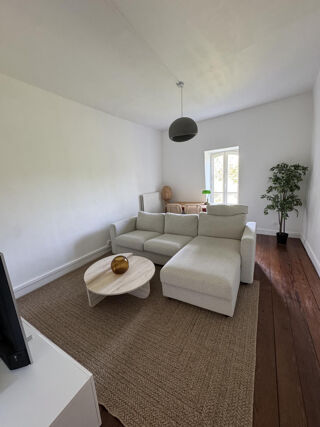  Appartement à louer 3 pièces 55 m²