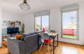  Appartement à louer 2 pièces 51 m²