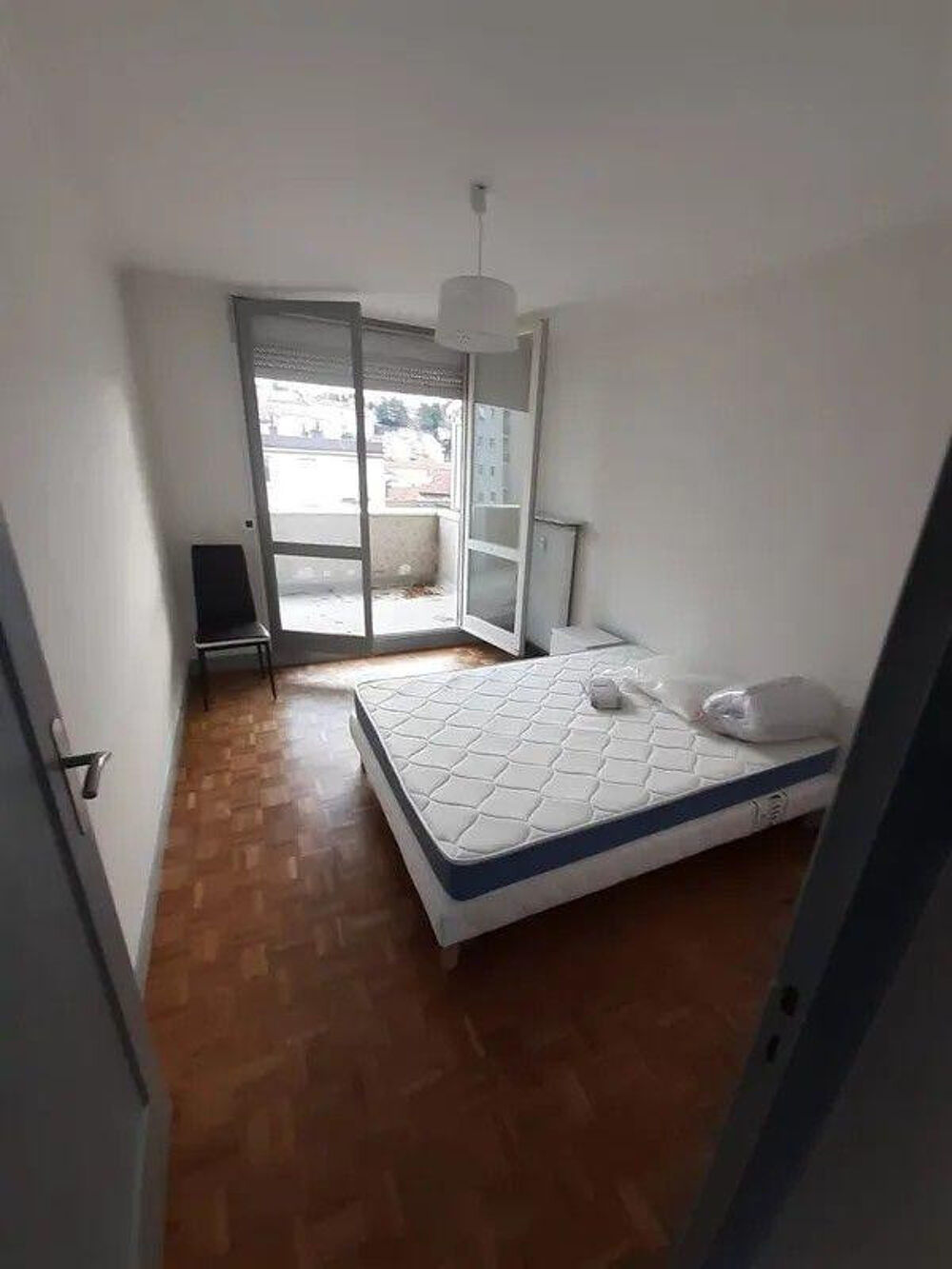 Location Appartement Beau 3P meublé 67m² avec balcon et garage Saint-Étienne