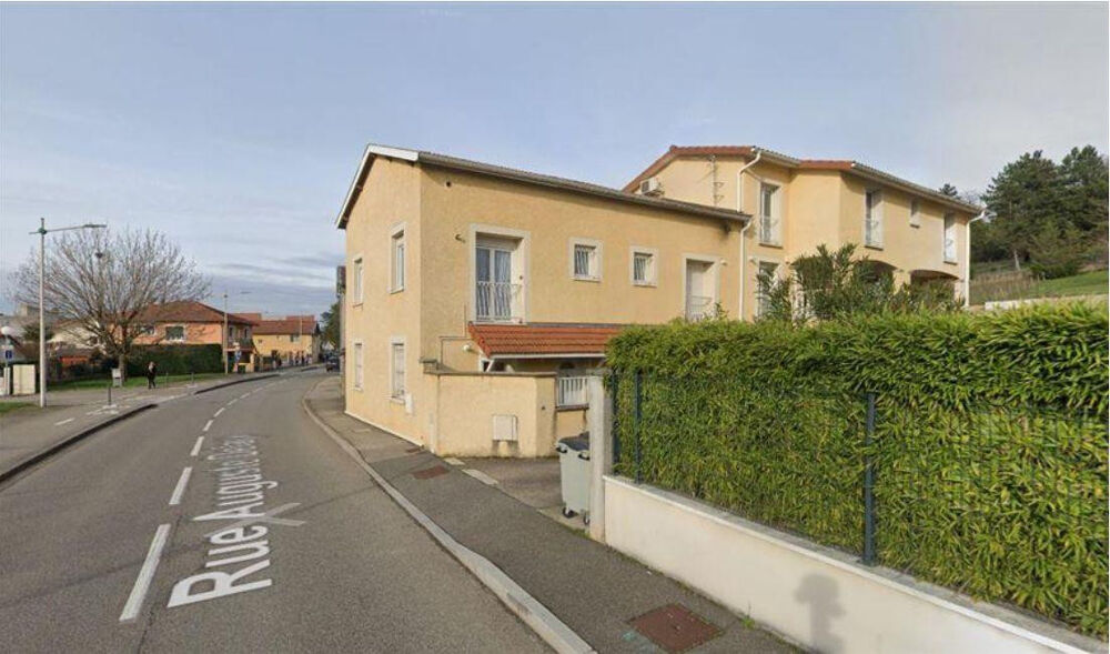 Location Appartement ? À louer T2 meublé de 53 m² avec parking. Chassieu