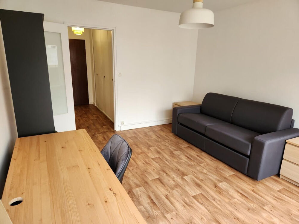 Location Appartement Beau studio meublé 32m² Paris 20