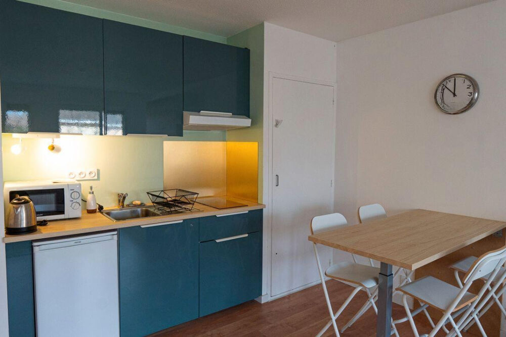 Location Appartement Grand studio 31m² proche St Gènes +parking Talence