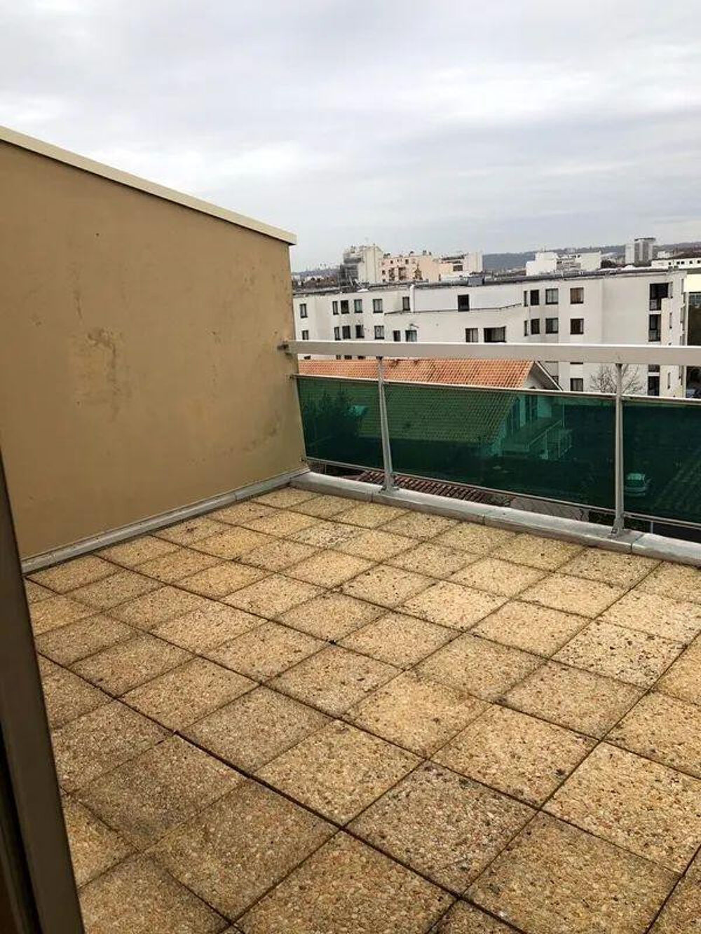 Location Appartement Beau studio 15m² avec terrasse proche Victoire Bordeaux