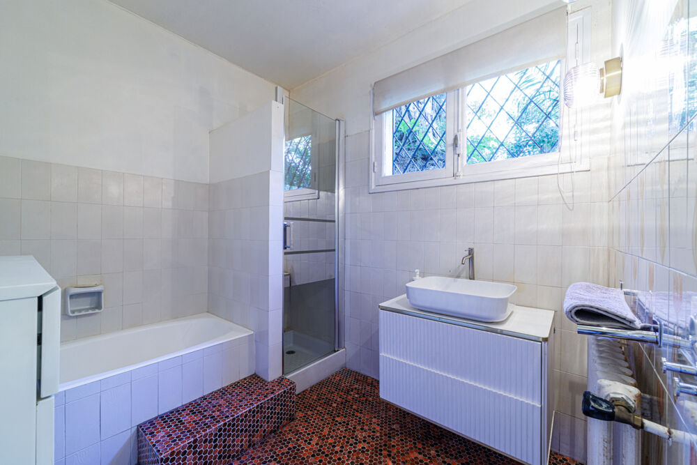 � vendre  Maison Antibes (06600)