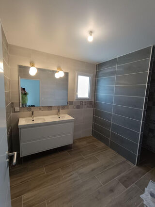  Maison à louer 5 pièces 114 m²