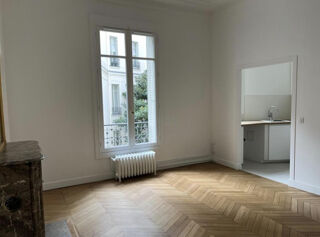  Appartement à louer 2 pièces 55 m²