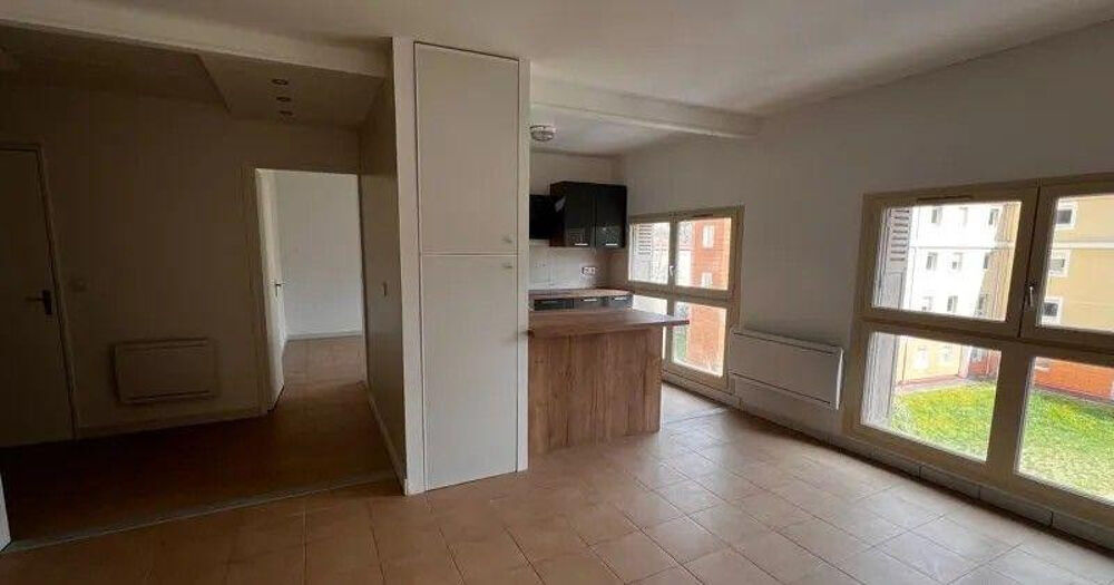Location Appartement Beau T2 51m² rénové Proche Parking Carnot Aix-en-provence