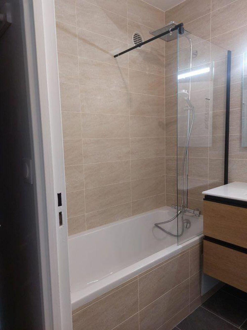 Location Appartement Studio 26 m2 Pelleport Paris 20
